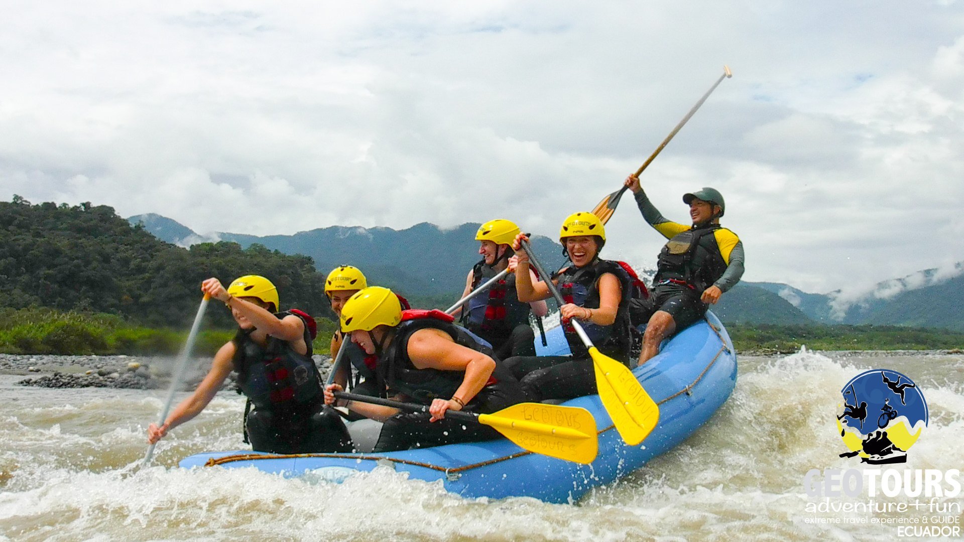 Tour Rafting en el alto Pastaza Nivel III+ IV